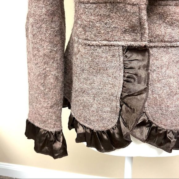 Dress barn boiled wool jacket with faux fur.  Sz sm - Picture 2 of 7